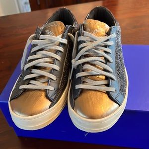 Super fun P448 Black Glitter Sneaker